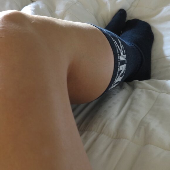 Victoria's Secret PINK Over The Calf Dark Blue NWOT OS Fits Most - Picture 3 of 7